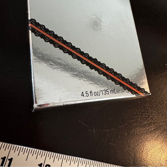 NEW Booty Parlor Flirty Little Secret Firming Bronzer with Pheromones 4.5oz - Picture 11 of 11